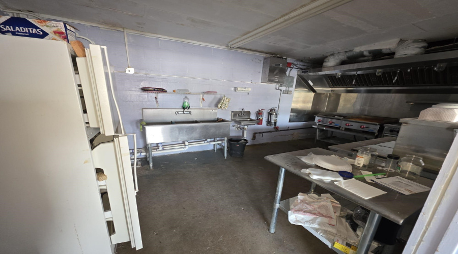 1855 Rigsby Ave., San Antonio, Texas 78210, ,2 BathroomsBathrooms,Commercial retail/office,For Rent,1855 Rigsby Ave.,20260157