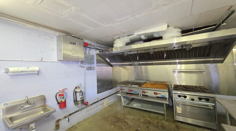 1855 Rigsby Ave., San Antonio, Texas 78210, ,2 BathroomsBathrooms,Commercial retail/office,For Rent,1855 Rigsby Ave.,20260157