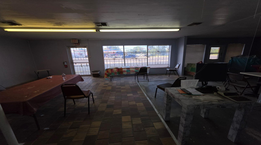 1855 Rigsby Ave., San Antonio, Texas 78210, ,2 BathroomsBathrooms,Commercial retail/office,For Rent,1855 Rigsby Ave.,20260157