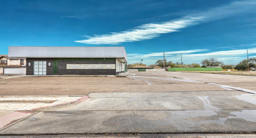 900 Hillside Rd, LAREDO, Texas 78041, 21 Rooms Rooms,2 BathroomsBathrooms,Commercial retail/office,For Rent,900 Hillside Rd,20260158