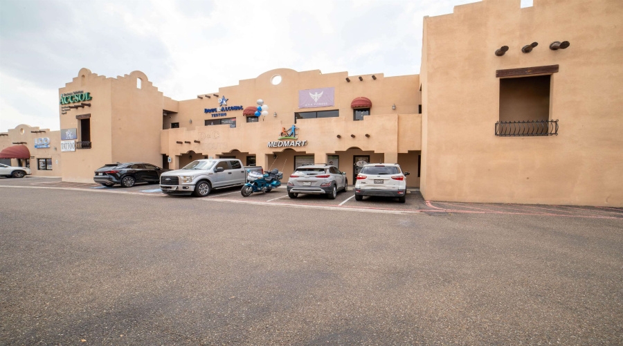 416 Shiloh Dr, Laredo, Texas 78045, 1 Room Rooms,1 BathroomBathrooms,Commercial retail/office,For Sale,416 Shiloh Dr,20260164