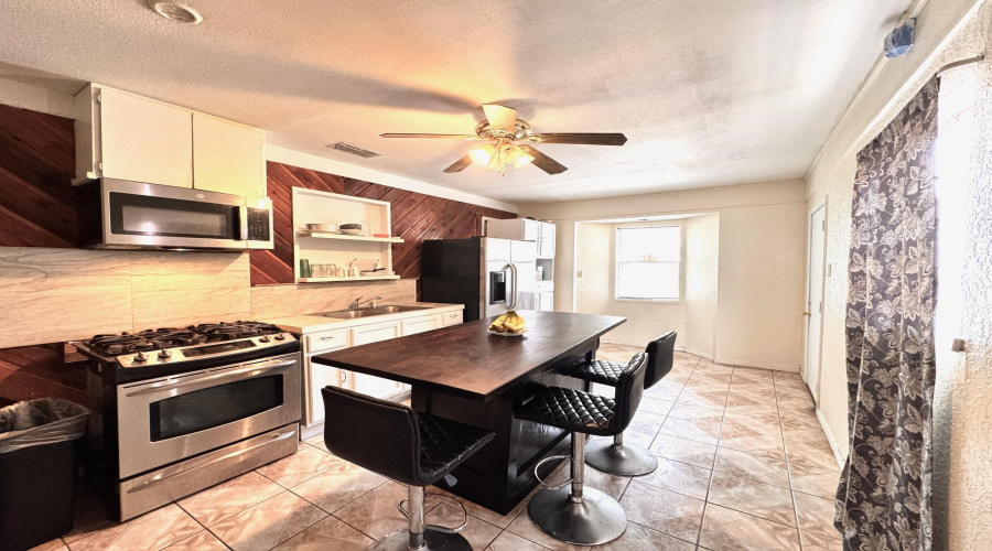 5116 Haynes Ave, LAREDO, Texas 78041, ,Multi-family,For Sale,5116 Haynes Ave,20260155