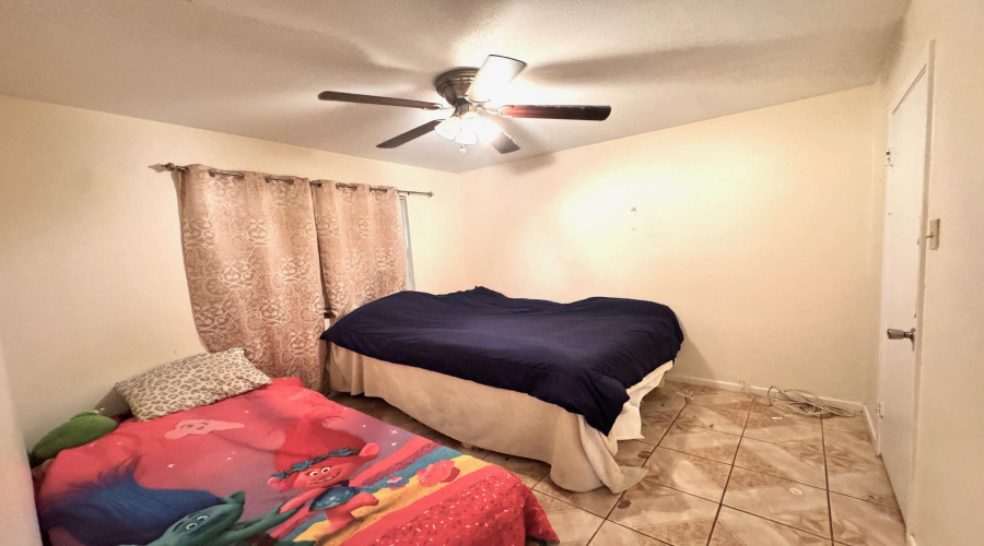 5116 Haynes Ave, LAREDO, Texas 78041, ,Multi-family,For Sale,5116 Haynes Ave,20260155