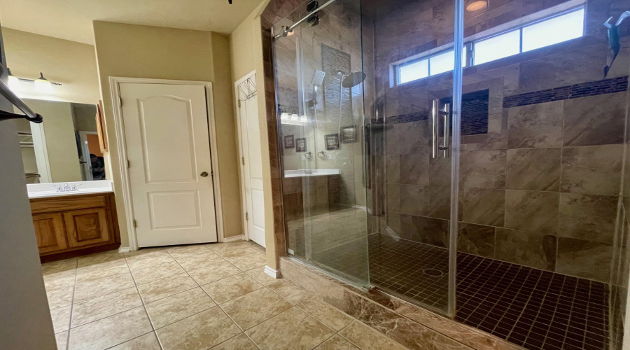 2631 Anejo Dr, laredo, Texas 78045, 3 Bedrooms Bedrooms, 7 Rooms Rooms,2 BathroomsBathrooms,Residential,For Sale,2631 Anejo Dr,20260165