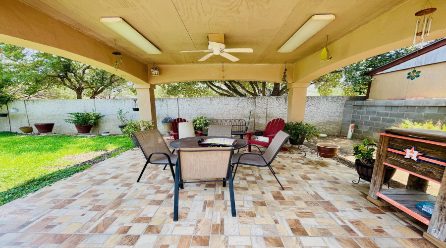 2631 Anejo Dr, laredo, Texas 78045, 3 Bedrooms Bedrooms, 7 Rooms Rooms,2 BathroomsBathrooms,Residential,For Sale,2631 Anejo Dr,20260165