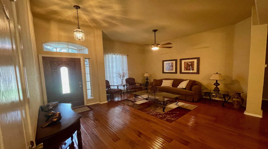 2631 Anejo Dr, laredo, Texas 78045, 3 Bedrooms Bedrooms, 7 Rooms Rooms,2 BathroomsBathrooms,Residential,For Sale,2631 Anejo Dr,20260165