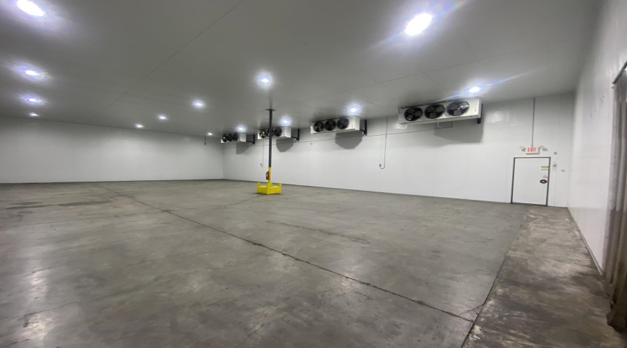 9330 San Mateo Dr, LAREDO, Texas 78045, 1 Bedroom Bedrooms, 21 Rooms Rooms,3 BathroomsBathrooms,Commercial/industrial,For Sale,9330 San Mateo Dr,20260175