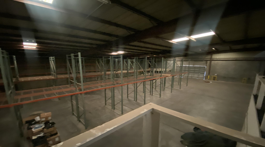 9330 San Mateo Dr, LAREDO, Texas 78045, 1 Bedroom Bedrooms, 21 Rooms Rooms,3 BathroomsBathrooms,Commercial/industrial,For Sale,9330 San Mateo Dr,20260175