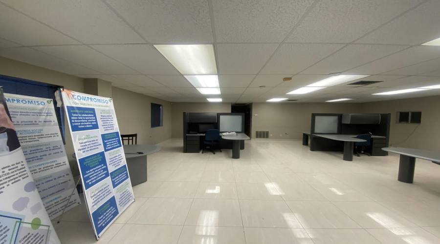 9330 San Mateo Dr, LAREDO, Texas 78045, 1 Bedroom Bedrooms, 21 Rooms Rooms,3 BathroomsBathrooms,Commercial/industrial,For Sale,9330 San Mateo Dr,20260175