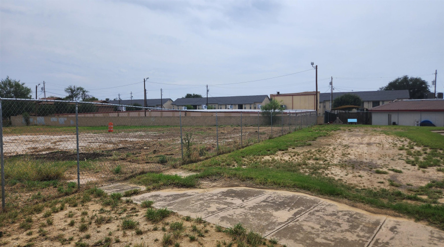 1419 E Hillside Rd, Laredo, Texas 78041, ,Land,For Rent,1419 E Hillside Rd,20260174