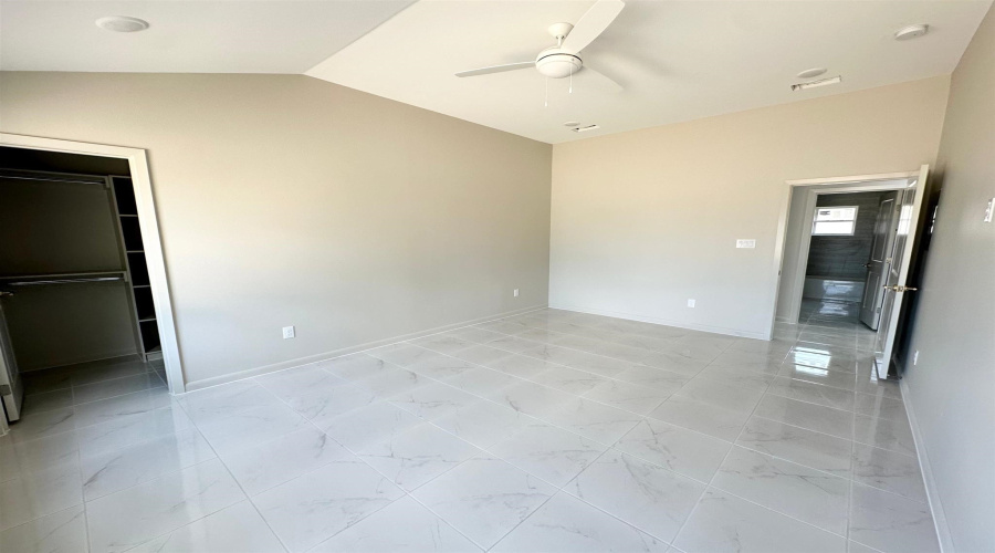 5003 Carambola Ln., LAREDO, Texas 78046, 3 Bedrooms Bedrooms, 5 Rooms Rooms,2 BathroomsBathrooms,Residential,For Sale,5003 Carambola Ln.,20260169