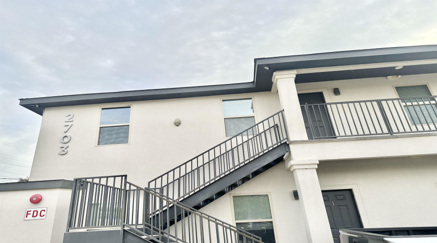 2705 Mauricio St, LAREDO, Texas 78041-0000, 2 Bedrooms Bedrooms, 3 Rooms Rooms,1 BathroomBathrooms,Residential,For Rent,2705 Mauricio St,20260170