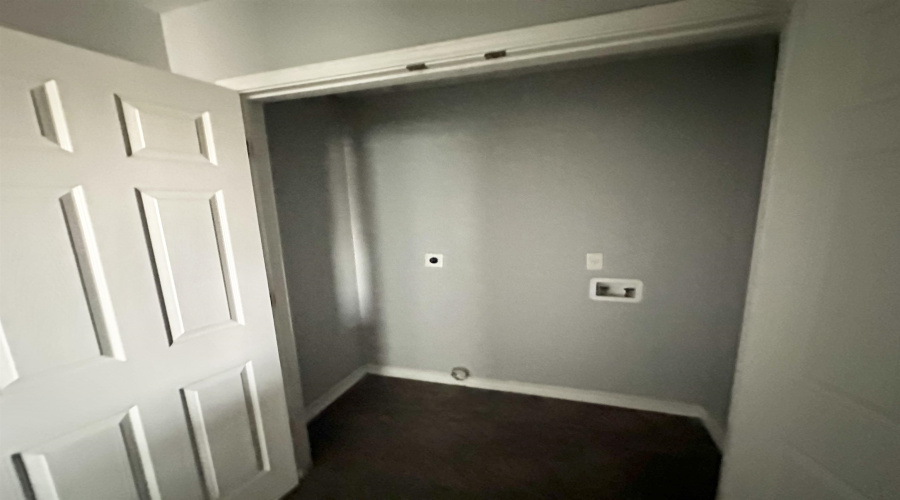 2705 Mauricio St, LAREDO, Texas 78041-0000, 2 Bedrooms Bedrooms, 3 Rooms Rooms,1 BathroomBathrooms,Residential,For Rent,2705 Mauricio St,20260170