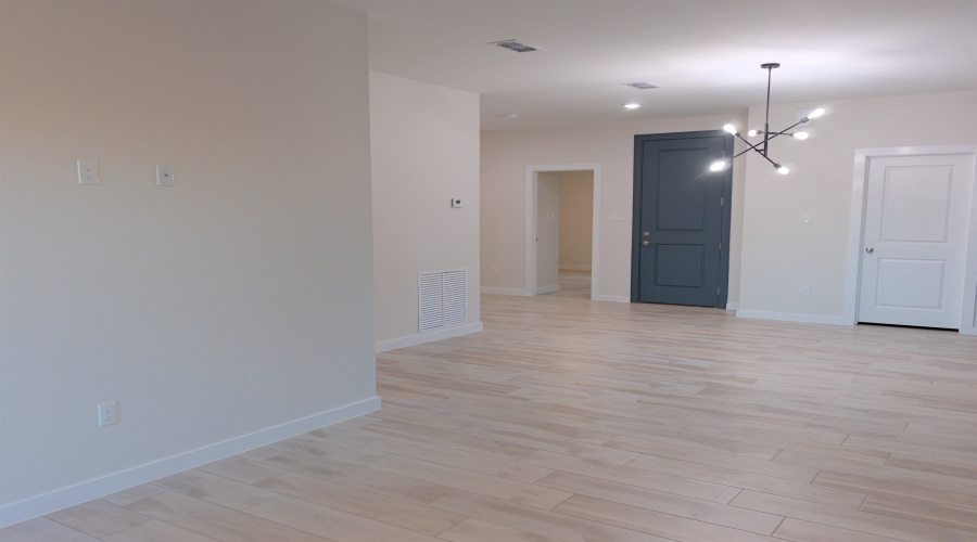 5926 Heather Loop, Laredo, Texas 78046, 3 Bedrooms Bedrooms, 6 Rooms Rooms,2 BathroomsBathrooms,Residential,For Rent,5926 Heather Loop,20260171