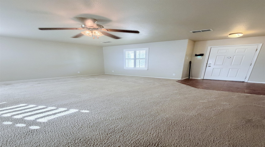 17543 College Port Dr, Laredo, Texas 78045, 5 Bedrooms Bedrooms, 7 Rooms Rooms,3 BathroomsBathrooms,Residential,For Sale,17543 College Port Dr,20260180