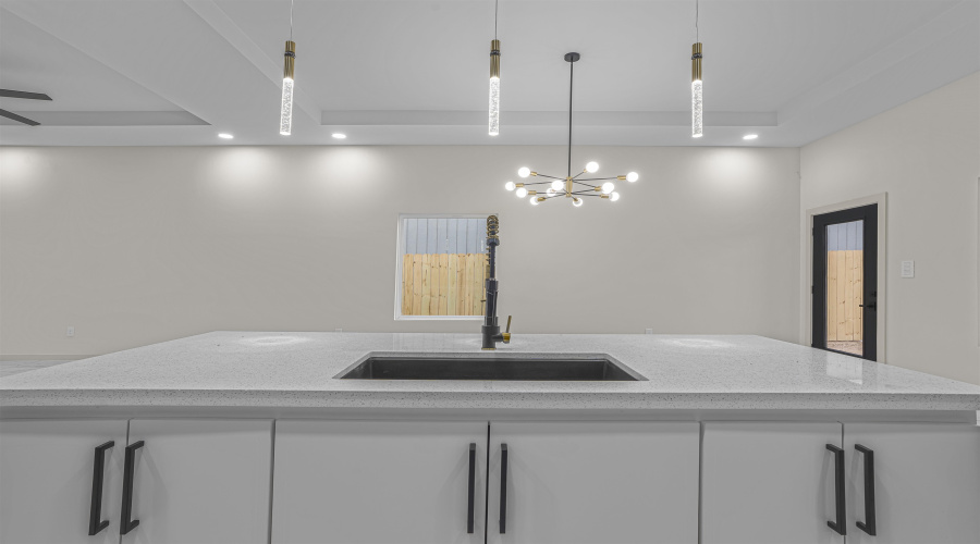 2914 Coventry Dr., LAREDO, Texas 78046, 3 Bedrooms Bedrooms, 5 Rooms Rooms,2 BathroomsBathrooms,Residential,For Sale,2914 Coventry Dr.,20260185