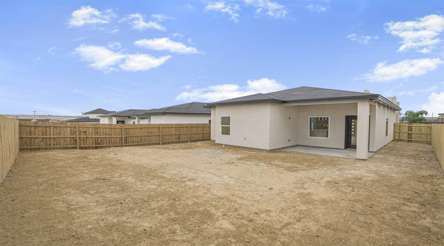 2914 Coventry Dr., LAREDO, Texas 78046, 3 Bedrooms Bedrooms, 5 Rooms Rooms,2 BathroomsBathrooms,Residential,For Sale,2914 Coventry Dr.,20260185