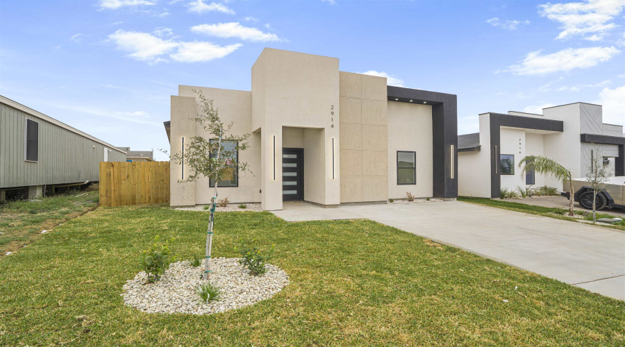 2914 Coventry Dr., LAREDO, Texas 78046, 3 Bedrooms Bedrooms, 5 Rooms Rooms,2 BathroomsBathrooms,Residential,For Sale,2914 Coventry Dr.,20260185