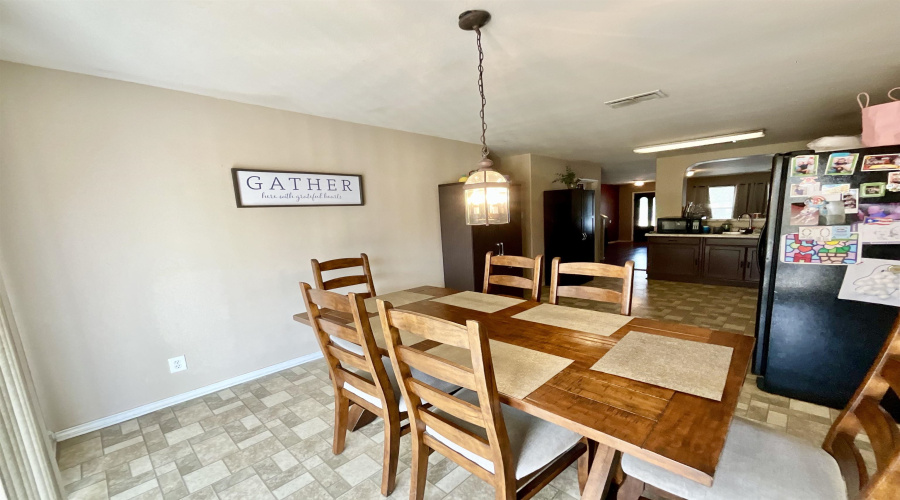 17417 College Port Dr, Laredo, Texas 78045, 5 Bedrooms Bedrooms, 8 Rooms Rooms,2 BathroomsBathrooms,Residential,For Sale,17417 College Port Dr,20260187