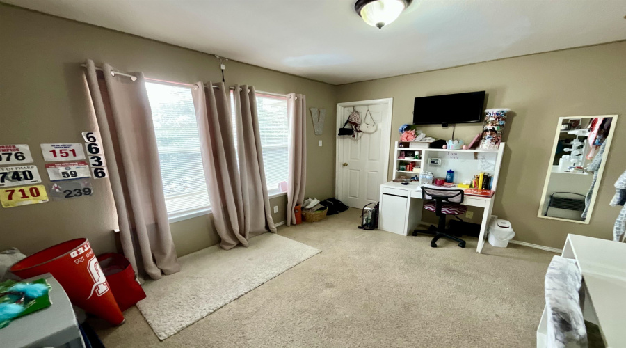 17417 College Port Dr, Laredo, Texas 78045, 5 Bedrooms Bedrooms, 8 Rooms Rooms,2 BathroomsBathrooms,Residential,For Sale,17417 College Port Dr,20260187