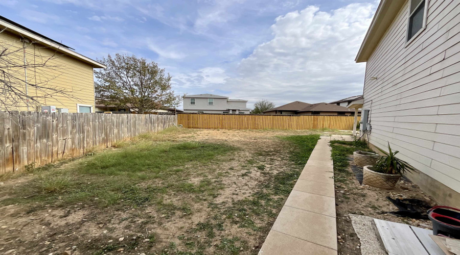 17417 College Port Dr, Laredo, Texas 78045, 5 Bedrooms Bedrooms, 8 Rooms Rooms,2 BathroomsBathrooms,Residential,For Sale,17417 College Port Dr,20260187