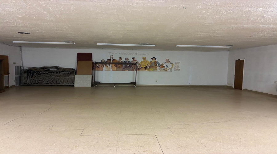 1308 14th St., ZAPATA, Texas 78046, ,2 BathroomsBathrooms,Commercial retail/office,For Sale,1308 14th St.,20260188