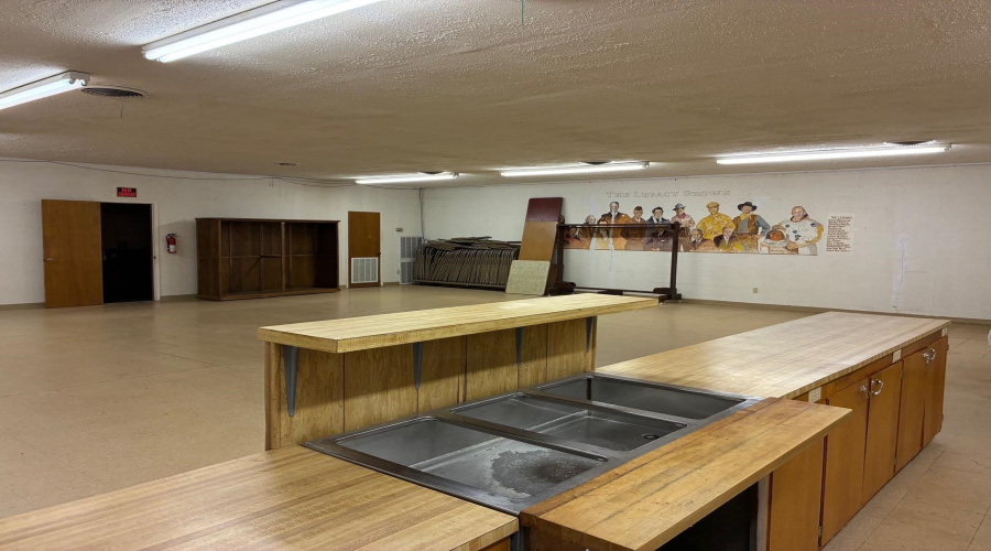 1308 14th St., ZAPATA, Texas 78046, ,2 BathroomsBathrooms,Commercial retail/office,For Sale,1308 14th St.,20260188