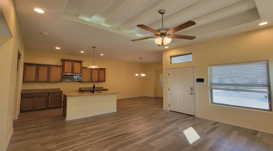 3517 Celso Cavazos Rd., Laredo, Texas 78046, 3 Bedrooms Bedrooms, 6 Rooms Rooms,2 BathroomsBathrooms,Residential,For Sale,3517 Celso Cavazos Rd.,20260198