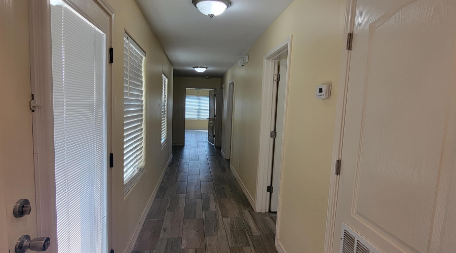 3517 Celso Cavazos Rd., Laredo, Texas 78046, 3 Bedrooms Bedrooms, 6 Rooms Rooms,2 BathroomsBathrooms,Residential,For Sale,3517 Celso Cavazos Rd.,20260198