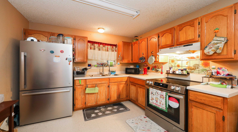 422 Rienda Dr, Laredo, Texas 78045-5107, 3 Bedrooms Bedrooms, 5 Rooms Rooms,2 BathroomsBathrooms,Residential,For Sale,422 Rienda Dr,20260200