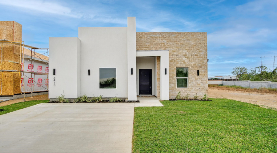 2410 Durazno Ct., Laredo, Texas 78046-8009, 4 Bedrooms Bedrooms, 6 Rooms Rooms,2 BathroomsBathrooms,Residential,For Sale,2410 Durazno Ct.,20260203