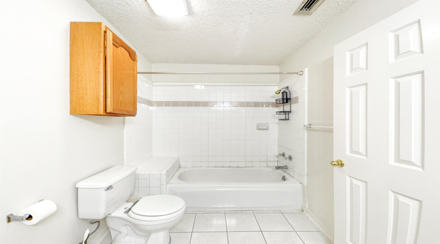 8801 McPherson Rd, Laredo, Texas 78045, 3 Bedrooms Bedrooms, 7 Rooms Rooms,3 BathroomsBathrooms,Residential,For Sale,8801 McPherson Rd,20260206