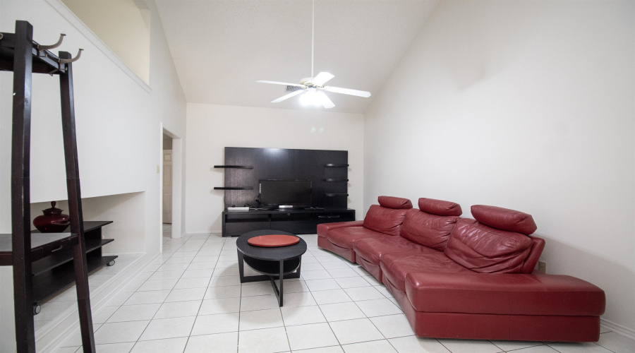 8801 McPherson Rd, Laredo, Texas 78045, 3 Bedrooms Bedrooms, 7 Rooms Rooms,3 BathroomsBathrooms,Residential,For Sale,8801 McPherson Rd,20260206