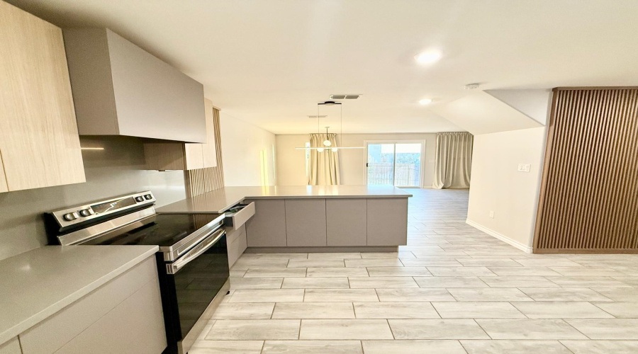 2201 Durazno Ct., Laredo, Texas 78046, 3 Bedrooms Bedrooms, 4 Rooms Rooms,2 BathroomsBathrooms,Residential,For Rent,2201 Durazno Ct.,20260214