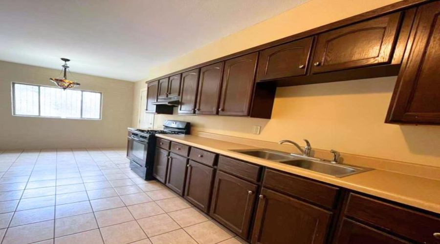 2116 Garfield St, LAREDO, Texas 78043, 2 Bedrooms Bedrooms, 4 Rooms Rooms,2 BathroomsBathrooms,Residential,For Sale,2116 Garfield St,20260216