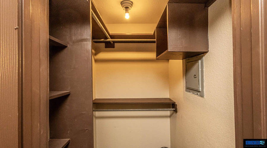 201 E Del Mar Blvd, Laredo, Texas 78041, 2 Bedrooms Bedrooms, 5 Rooms Rooms,2 BathroomsBathrooms,Residential,For Sale,201 E Del Mar Blvd,20260217