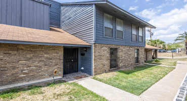 201 E Del Mar Blvd, Laredo, Texas 78041, 2 Bedrooms Bedrooms, 5 Rooms Rooms,2 BathroomsBathrooms,Residential,For Sale,201 E Del Mar Blvd,20260217 201 E Del Mar Blvd, Laredo, Texas 78041, 2 Bedrooms Bedrooms, 5 Rooms Rooms,2 BathroomsBathrooms,Residential,For Sale,201 E Del Mar Blvd,20260217