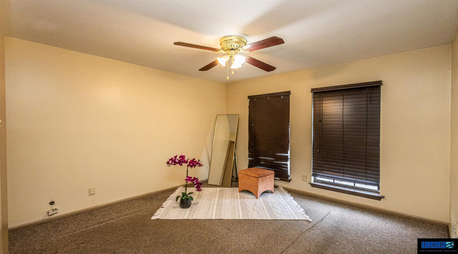 201 E Del Mar Blvd, Laredo, Texas 78041, 2 Bedrooms Bedrooms, 5 Rooms Rooms,2 BathroomsBathrooms,Residential,For Sale,201 E Del Mar Blvd,20260217