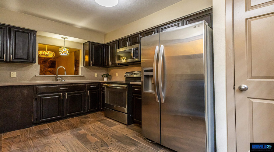 201 E Del Mar Blvd, Laredo, Texas 78041, 2 Bedrooms Bedrooms, 5 Rooms Rooms,2 BathroomsBathrooms,Residential,For Sale,201 E Del Mar Blvd,20260217