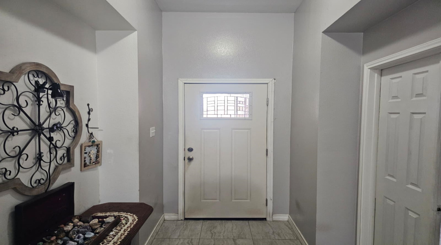 3304 Aberdeen, Laredo, Texas 78043, 3 Bedrooms Bedrooms, 6 Rooms Rooms,2 BathroomsBathrooms,Residential,For Sale,3304 Aberdeen,20260218