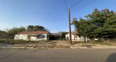 1912 Garza St, Laredo, Texas 78040, 2 Bedrooms Bedrooms, 4 Rooms Rooms,1 BathroomBathrooms,Residential,For Sale,1912 Garza St,20260219 1912 Garza St, Laredo, Texas 78040, 2 Bedrooms Bedrooms, 4 Rooms Rooms,1 BathroomBathrooms,Residential,For Sale,1912 Garza St,20260219