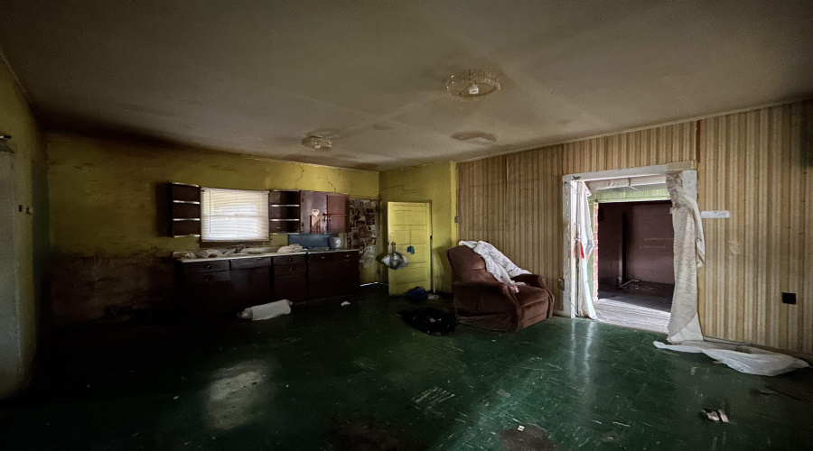 1912 Garza St, Laredo, Texas 78040, 2 Bedrooms Bedrooms, 4 Rooms Rooms,1 BathroomBathrooms,Residential,For Sale,1912 Garza St,20260219