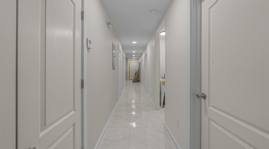 5320 Marina St, Laredo, Texas 78046, 1 Room Rooms,2 BathroomsBathrooms,Commercial retail/office,For Sale,5320 Marina St,20260221