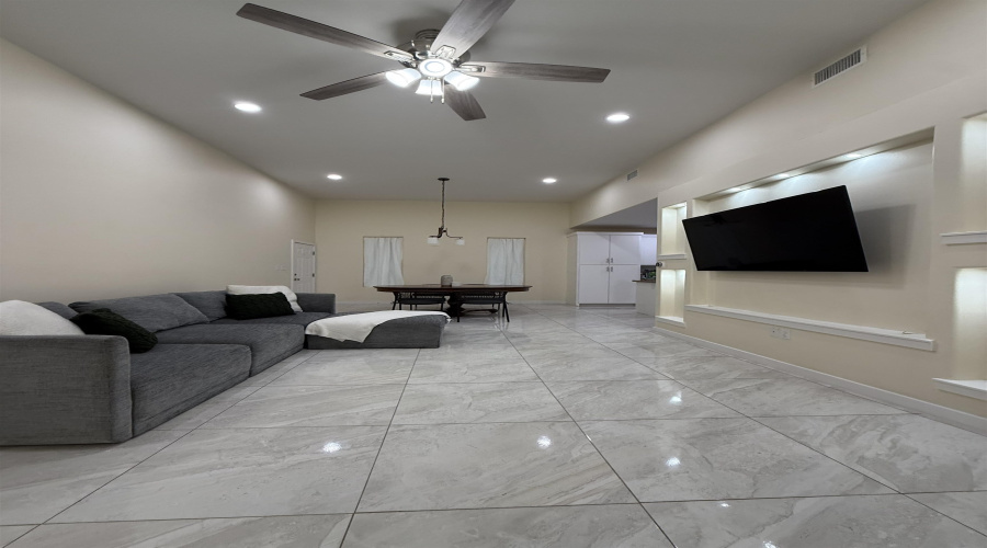 5508 Eva Ct., Laredo, Texas 78046, 3 Bedrooms Bedrooms, 6 Rooms Rooms,2 BathroomsBathrooms,Residential,For Sale,5508 Eva Ct.,20260223