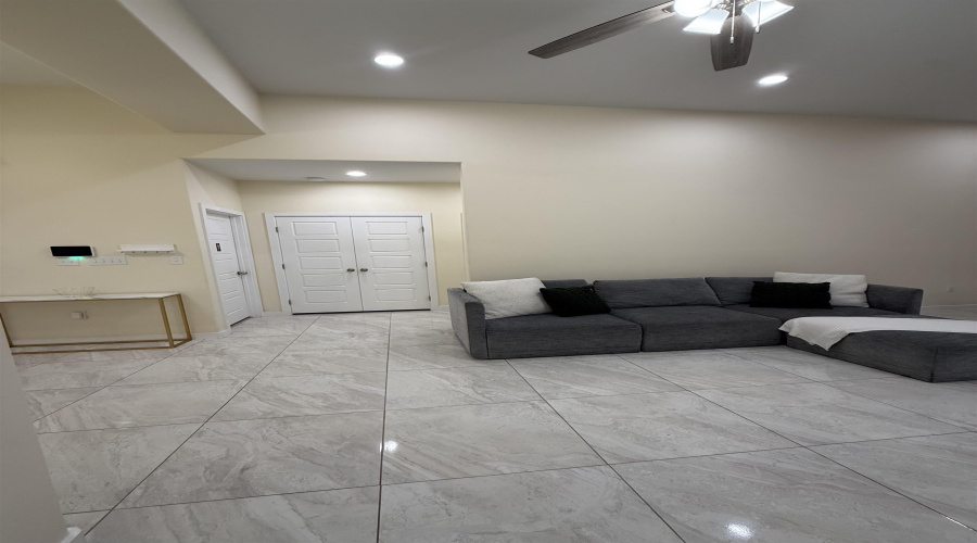 5508 Eva Ct., Laredo, Texas 78046, 3 Bedrooms Bedrooms, 6 Rooms Rooms,2 BathroomsBathrooms,Residential,For Sale,5508 Eva Ct.,20260223