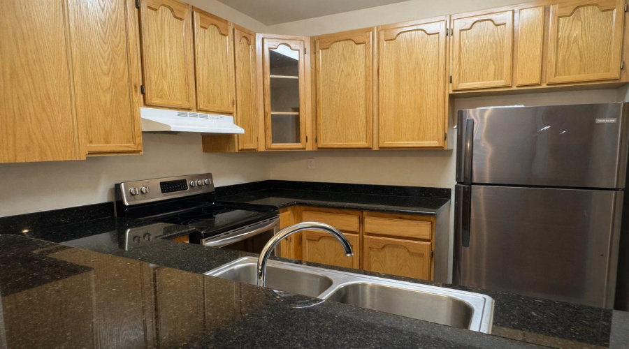 1000 Ranchway Dr, LAREDO, Texas 78045, 3 Bedrooms Bedrooms, 6 Rooms Rooms,3 BathroomsBathrooms,Residential,For Sale,1000 Ranchway Dr,20260224