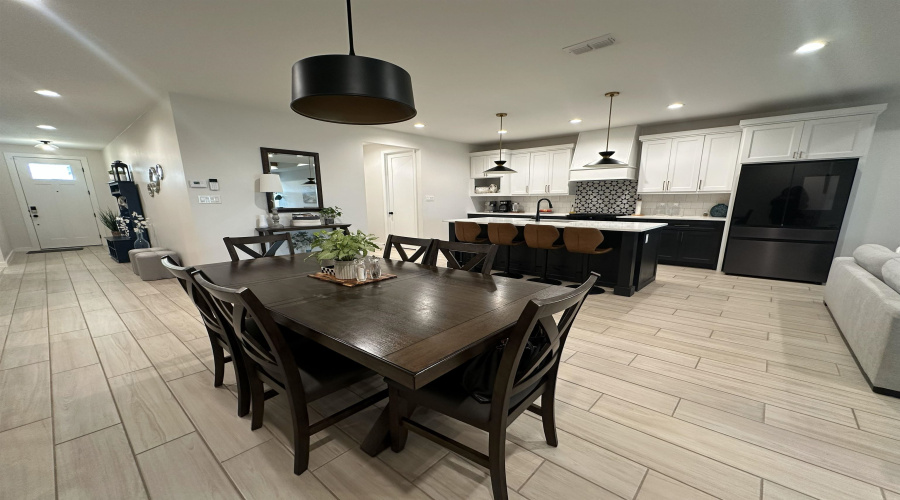 1503 Eagles LN, Laredo, Texas 78045, 3 Bedrooms Bedrooms, 6 Rooms Rooms,2 BathroomsBathrooms,Residential,For Sale,1503 Eagles LN,20260225