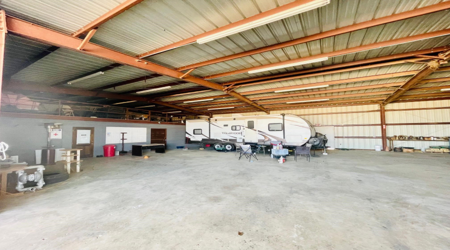 3664 FM 468, Cotulla, Texas 78014, 1 Bedroom Bedrooms, 11 Rooms Rooms,1 BathroomBathrooms,Commercial/industrial,For Rent,3664 FM 468,20260231