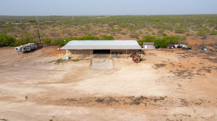 3664 FM 468, Cotulla, Texas 78014, 1 Bedroom Bedrooms, 11 Rooms Rooms,1 BathroomBathrooms,Commercial/industrial,For Rent,3664 FM 468,20260231