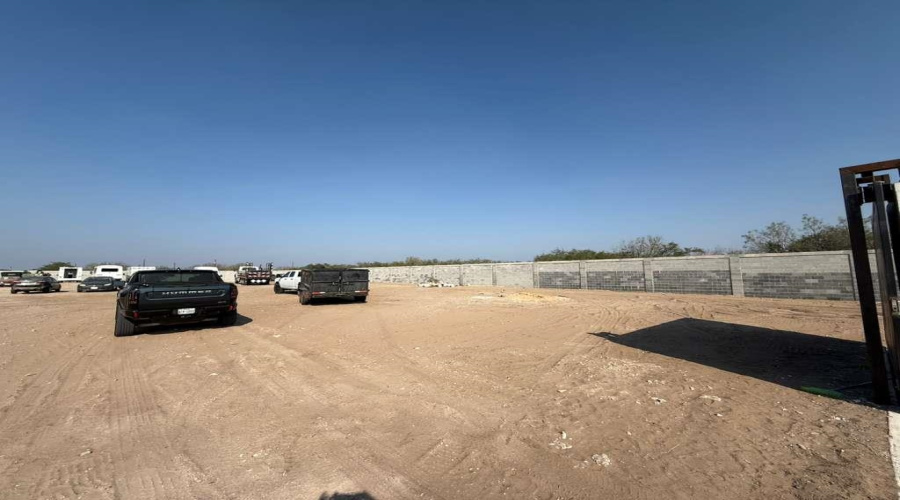 107 W Gomez, Laredo, Texas 78043, ,Land,For Rent,107 W Gomez,20260230